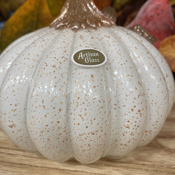 White+Gold Fleck Artisan Hand Blown Glass Fall Harvest Pumpkin Decor - Picture 4 of 5